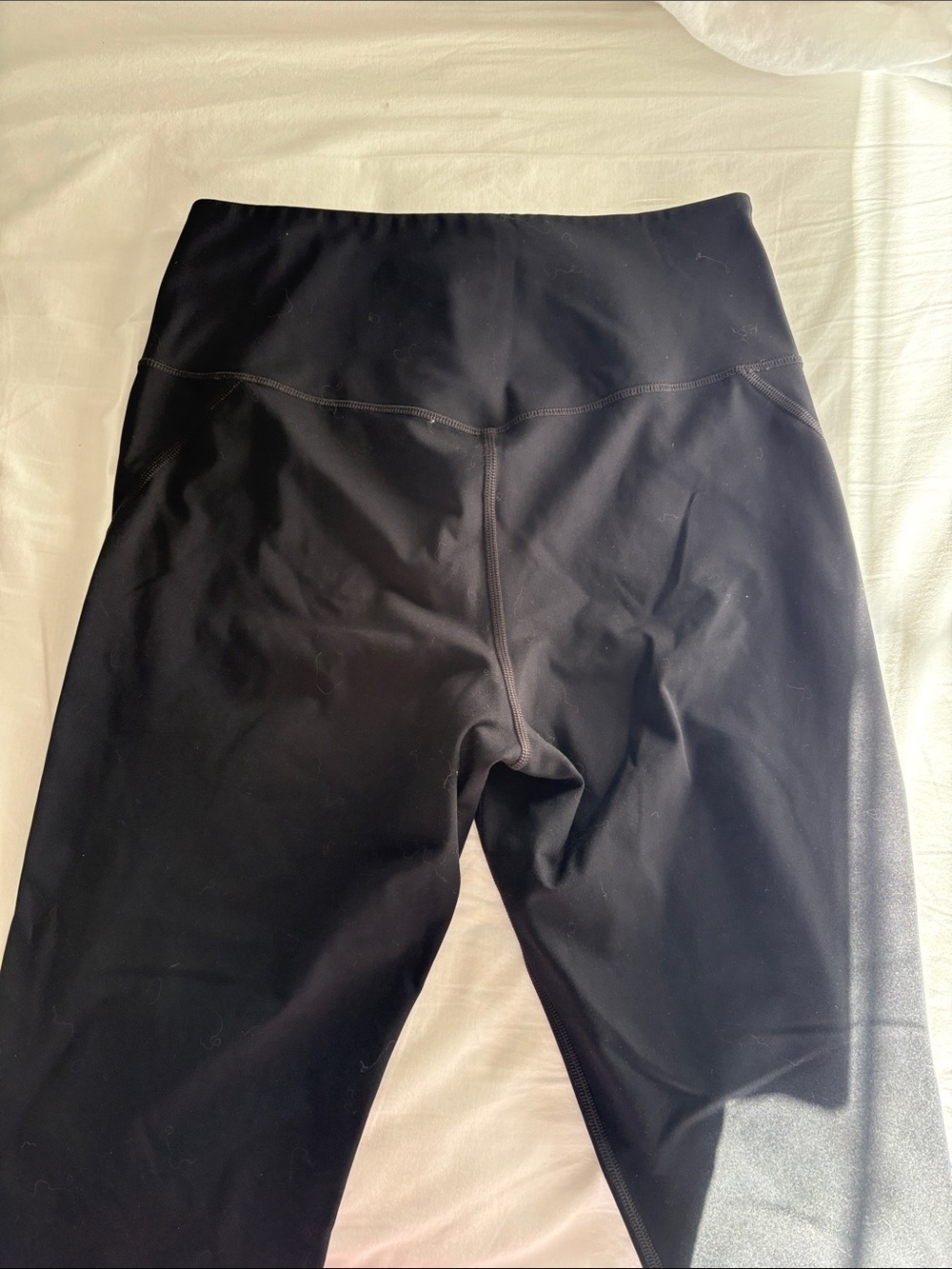 Girlfriend Collective Crop Legging - Picture 3 of 4